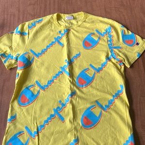 Like new Men’s Champion large t-shirt.  Fun colors for summer!